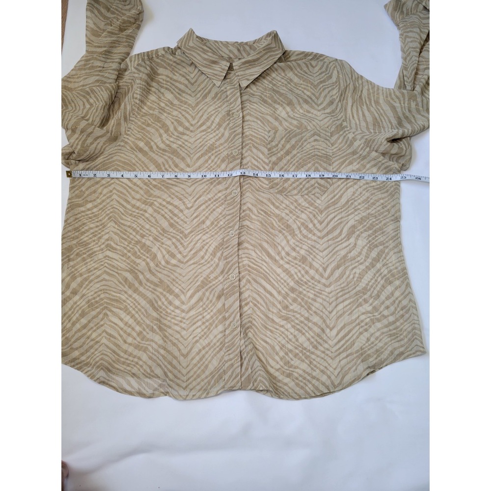 Chico's Women's Blouse Gold Accent Stripes Sheer Lightweight Tan Shirt Sz 3 - Picture 8 of 14